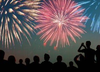 Primăria Târgu Mureș organizează Revelionul cu concerte, show laser și focuri de artificii